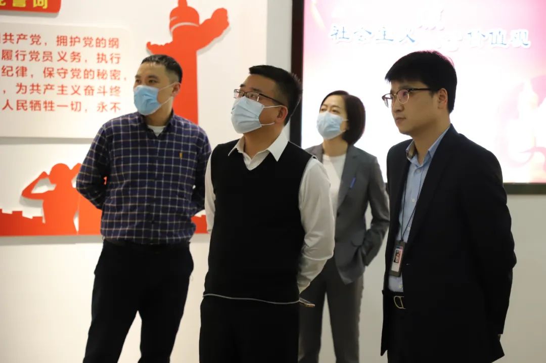 瑞安市人大常委会周晓华副主任一行莅临开云kaiyun科技调研