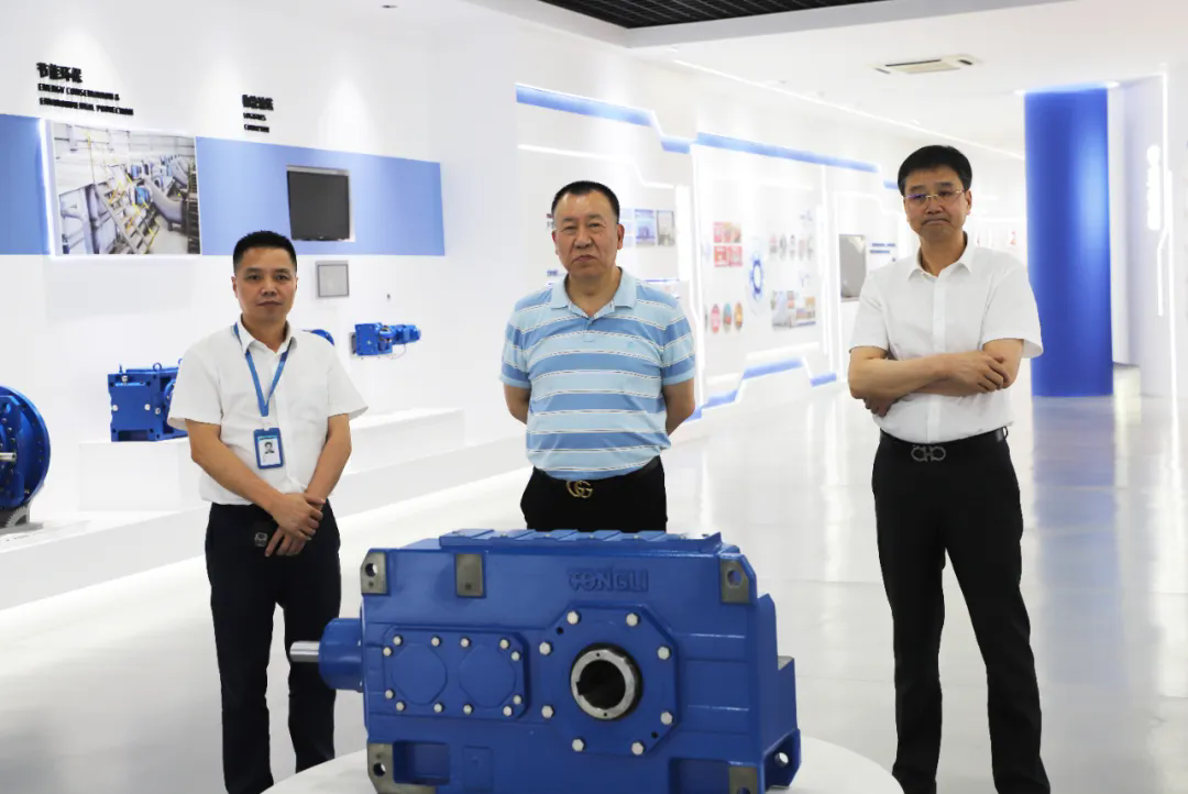 领导关怀丨全国工商联科技装备业商会秘书长乔晓林调研开云kaiyun科技